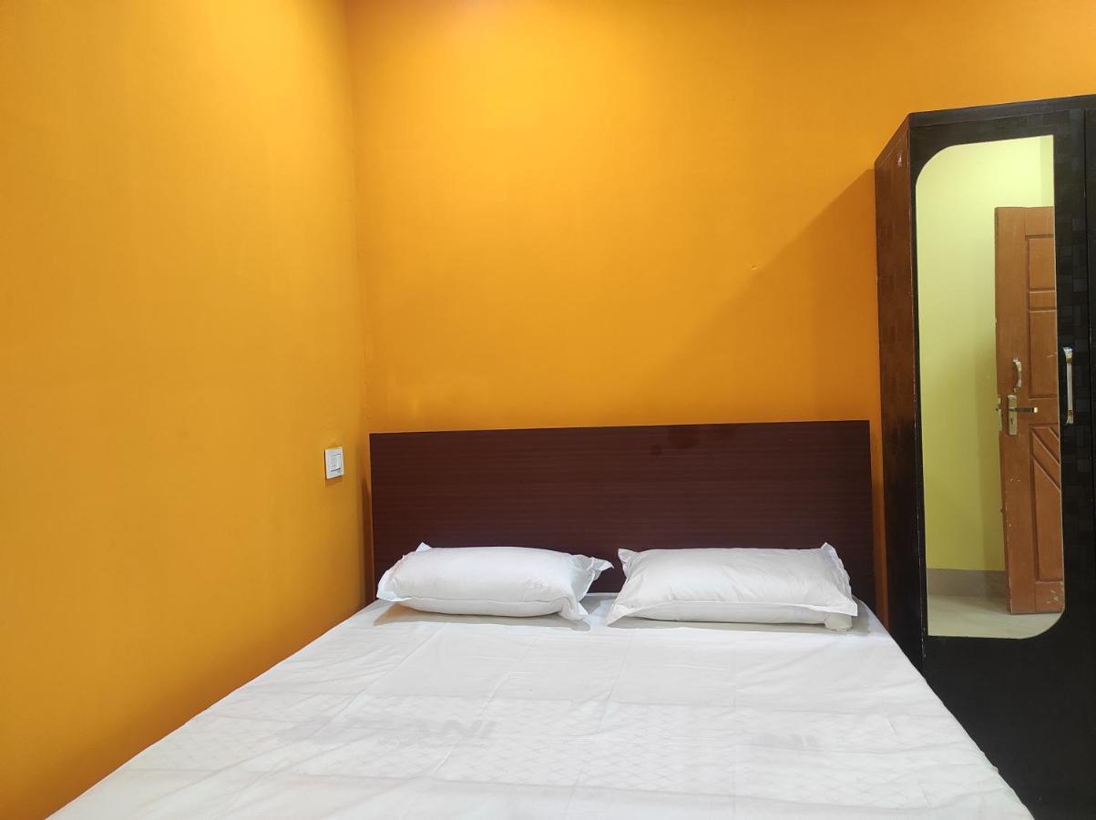 Hotel Sk Lodge Near Guwahati Airport Exterior foto