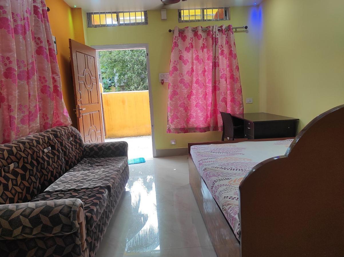 Hotel Sk Lodge Near Guwahati Airport Exterior foto